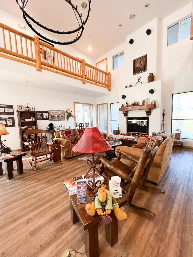 Creekside Lodge And Cabins Mayer Екстер'єр фото