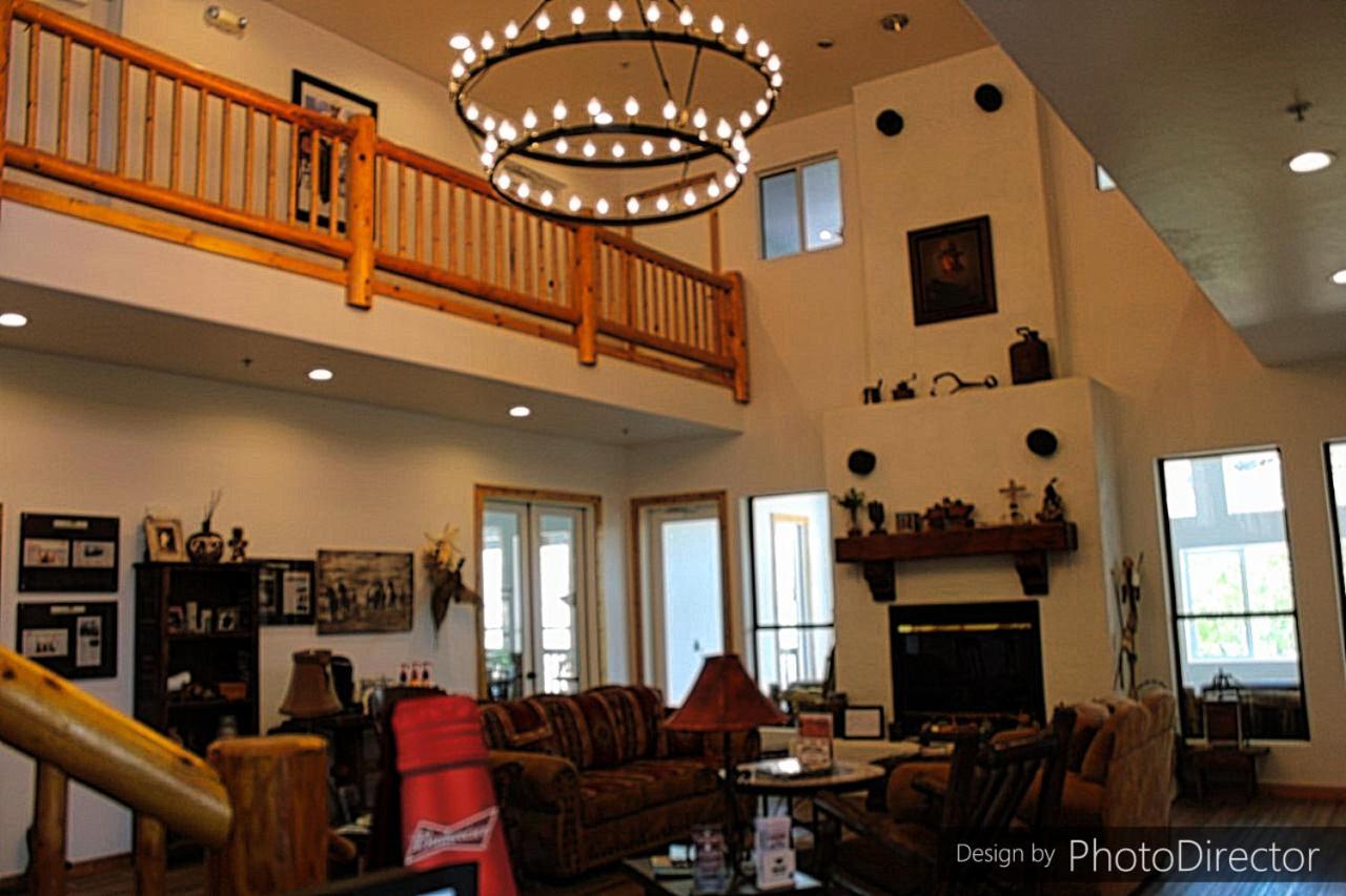 Creekside Lodge And Cabins Mayer Екстер'єр фото